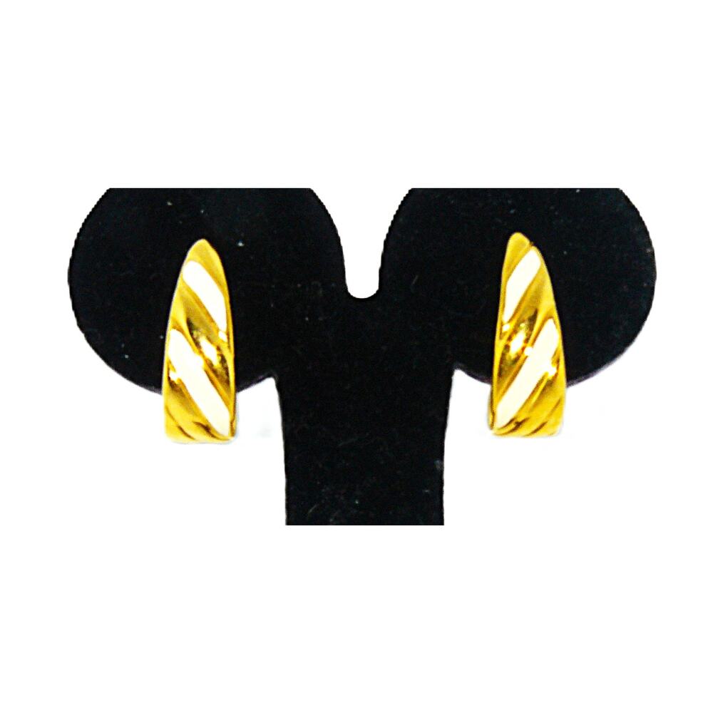 Vintage Monet Gold Tone White Enamel Ribbed Hoop Women's Earrings Signed 1" - Picture 5 of 6